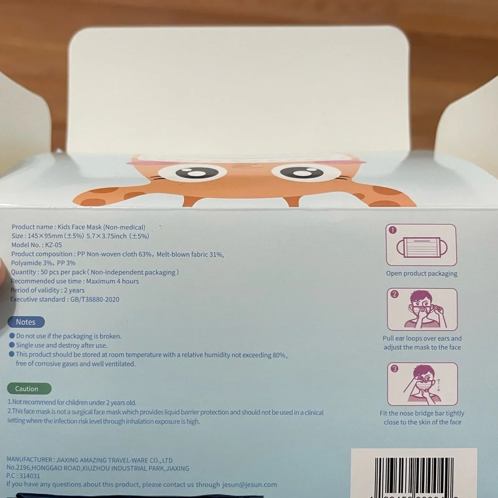 NIB One Size 50 PCS 3-layer Disposable Face Mask In White Fits Kids Aged 4+